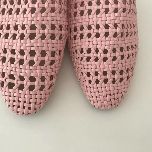 Banana Republic | Pink Woven Flat Mule | Size 6 - Picture 6 of 11